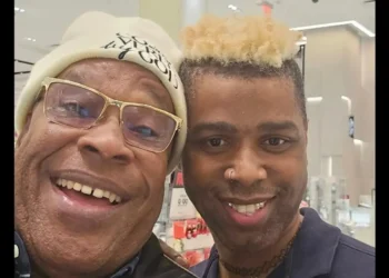 Richard Frederick travel adventure continues with a cheerful moment captured in New York, highlighting his ongoing globetrotting lifestyle.