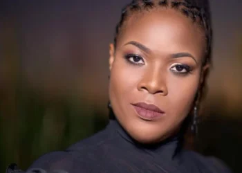 Simmone Bowe, the headline performer for the 2024 CMEx Leadership Awards, showcasing her elegance and poise in a professional portrait.