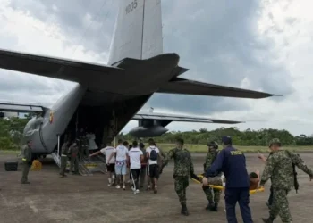 Emergency crews evacuate injured survivors in Putumayo as the Colombia military plane crash death toll rises