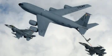 KC-135 crash in Iraq feature image showing a U.S. Air Force KC-135 aerial refueling aircraft refueling fighter jets in flight